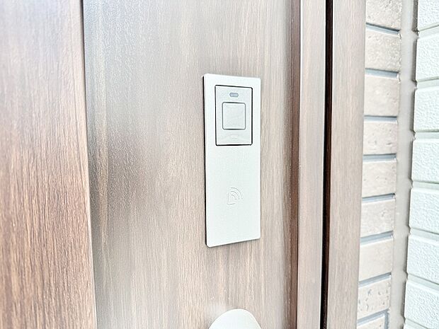 ■鍵を取り出さずに便利に操作できて快適