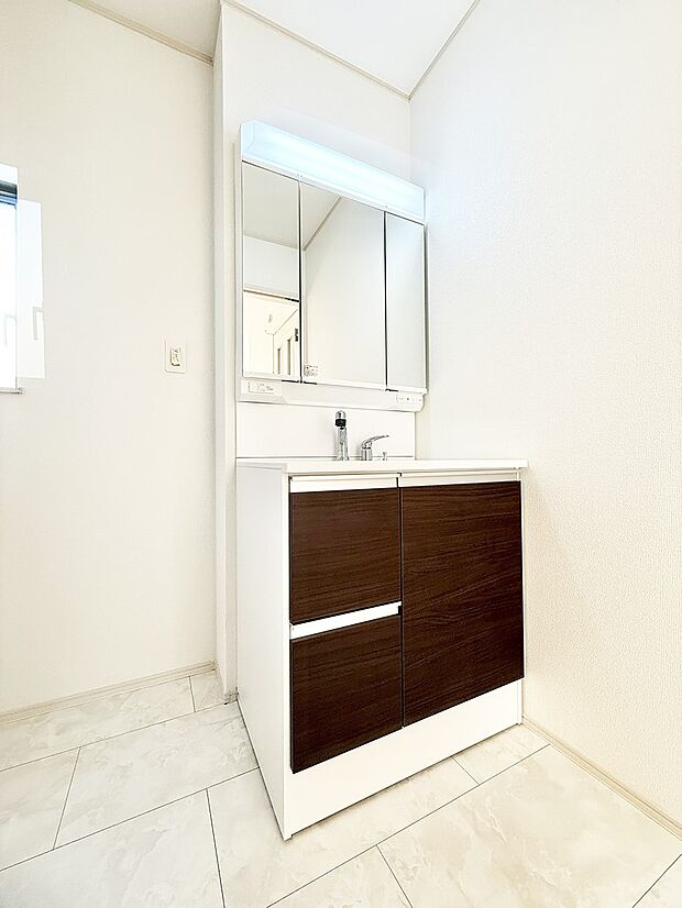 ■朝の準備がスムーズにできる広さです