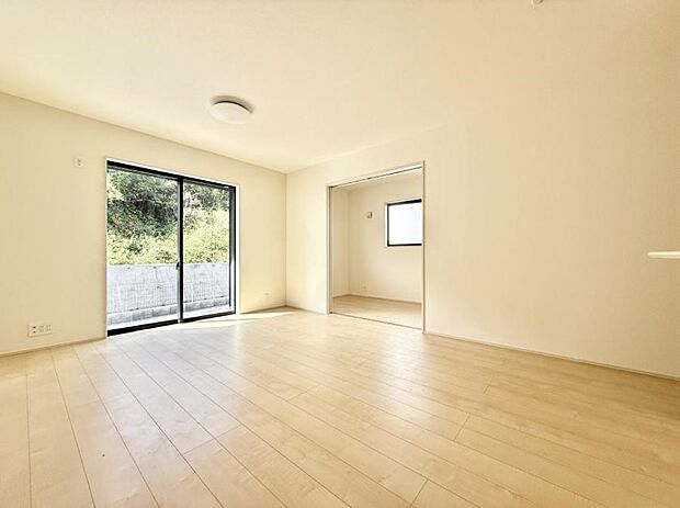 ■くつろぎと笑顔が集まる、心温まるリビング