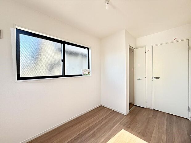 ■窓の配置や通気性の良い設計で部屋の空気がこもらず、常に新鮮な空気が流れます