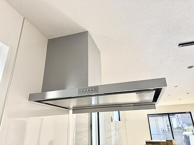 ■調理時の蒸気や匂いが換気扇に誘導され、効率的に排煙ができます。