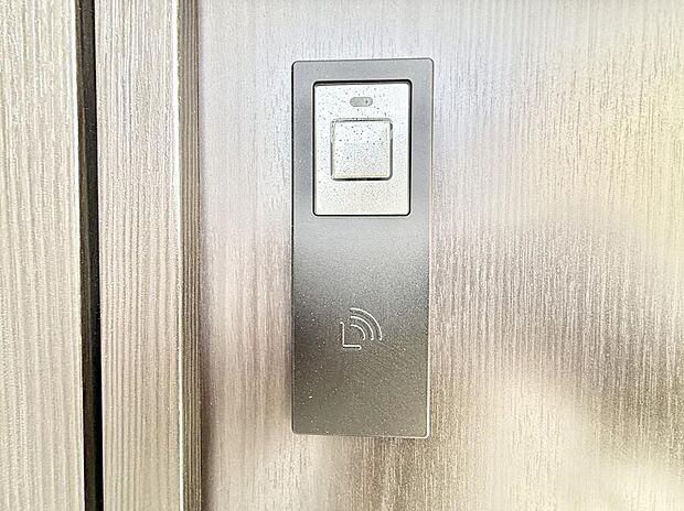 ■鍵を取り出さずに便利に操作できて快適