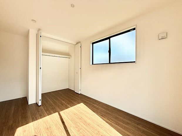 ■窓の配置や通気性の良い設計で部屋の空気がこもらず、常に新鮮な空気が流れます