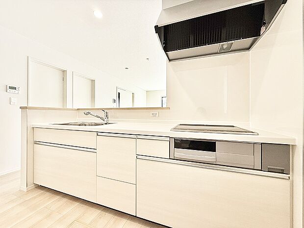 ■シンプルで機能的、毎日使いやすいキッチン