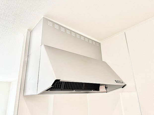 ■調理時の蒸気や匂いが換気扇に誘導され、効率的に排煙ができます。