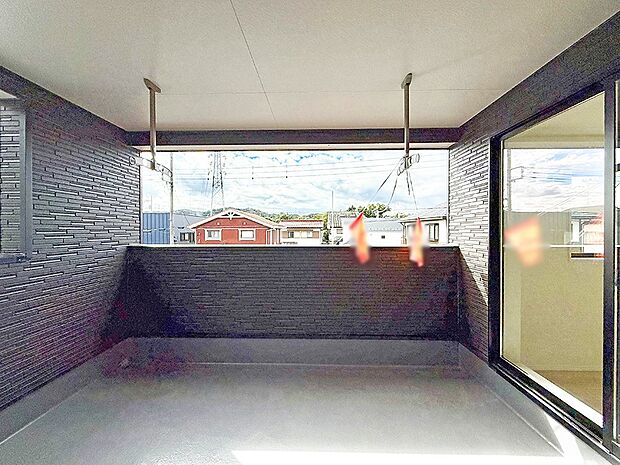 ■ 季節の移ろいを感じられる開放的な空間です