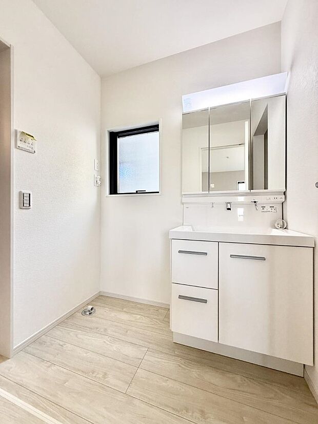 ■朝の準備がスムーズにできる広さです