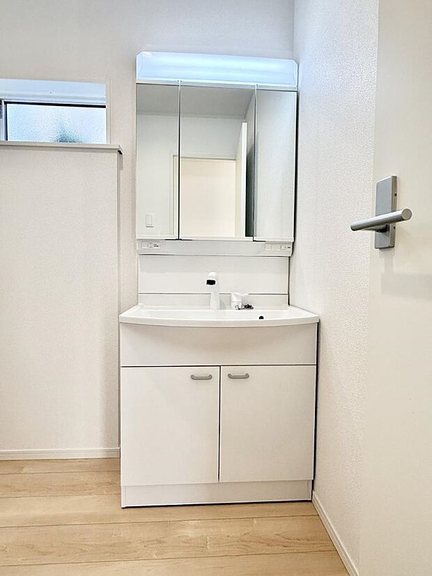 ■朝の準備がスムーズにできる広さです