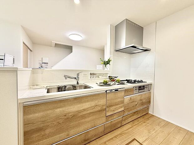 ■家族の絆を深める、温もりのあるキッチン