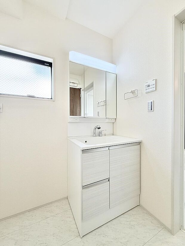 ■朝の準備がスムーズにできる広さです