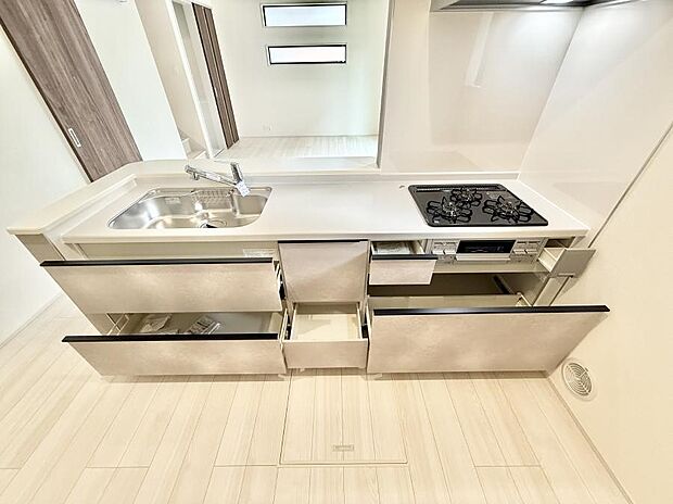 ■料理がもっと楽しくなる、快適なキッチン空間