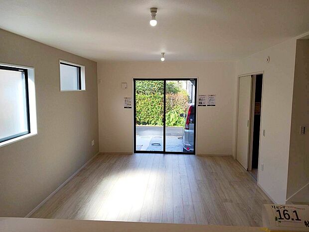 ■くつろぎと笑顔が集まる、心温まるリビング