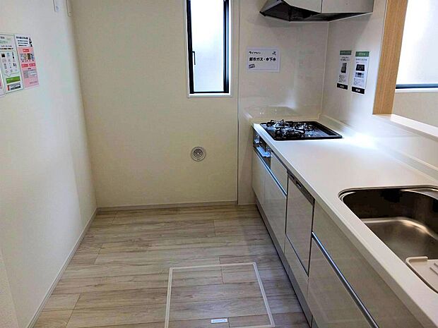 ■家族の絆を深める、温もりのあるキッチン