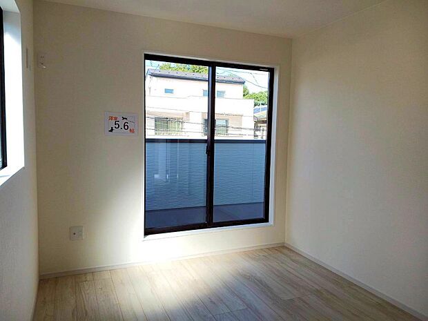 ■落ち着いた雰囲気のお部屋で心が安らぐ空間