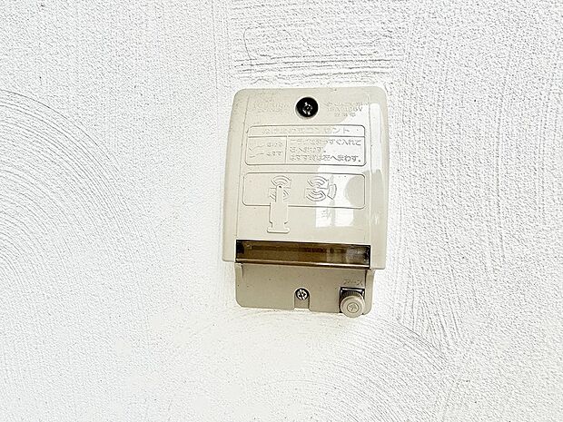 ■屋外に電源コンセントがあれば、高圧洗浄機で窓や外壁を掃除するなど便利です。