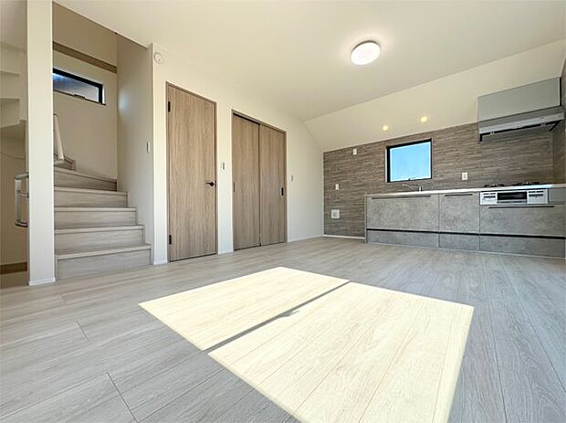 ■心落ち着く場所、ゆったり過ごせるリビング