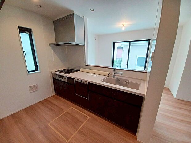 ■家族の絆を深める、温もりのあるキッチン