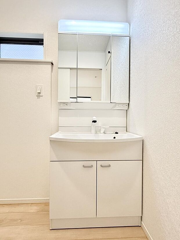 3号棟 ■朝の準備がスムーズにできる広さです