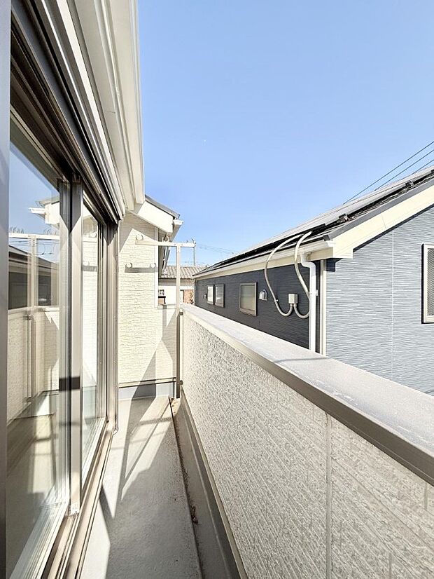 ■ 季節の移ろいを感じられる開放的な空間です