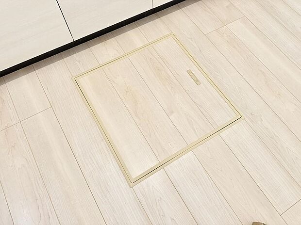 ■季節物など簡単に収納でき便利