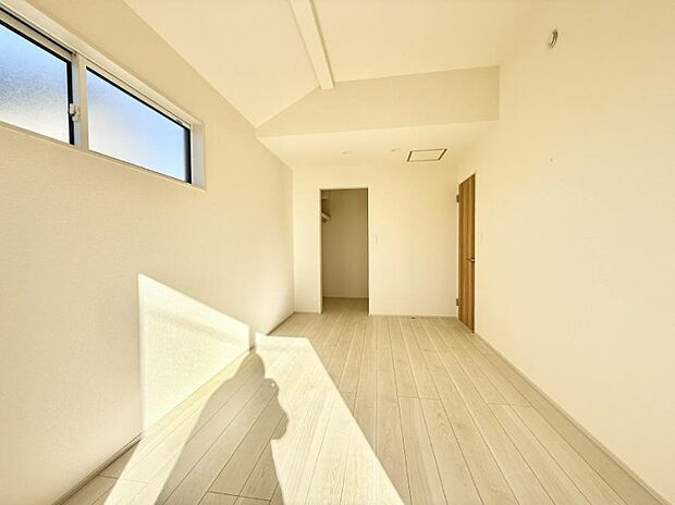 ■落ち着いた色合いのお部屋で穏やかな時間を楽しめます