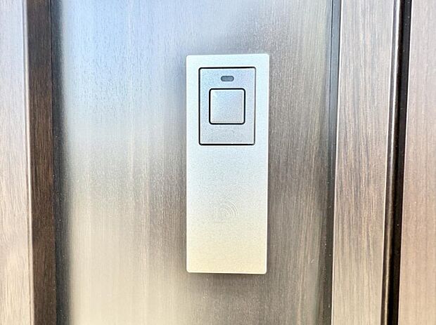 ■鍵を取り出さずに便利に操作できて快適