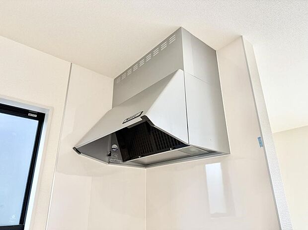 ■調理時の蒸気や匂いが換気扇に誘導され、効率的に排煙ができます。
