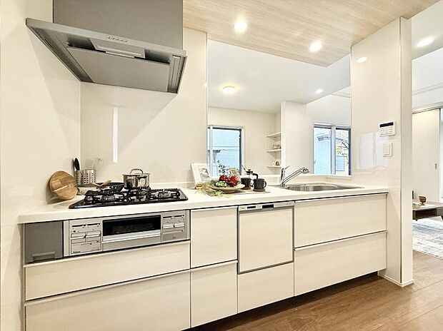 ■美味しい時間が生まれる、笑顔あふれるキッチン