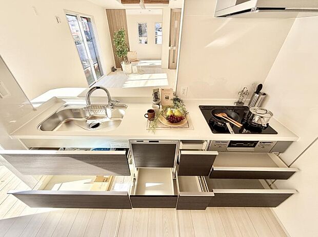 ■家族の絆を深める、温もりのあるキッチン