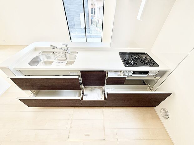 ■料理がもっと楽しくなる、快適なキッチン空間