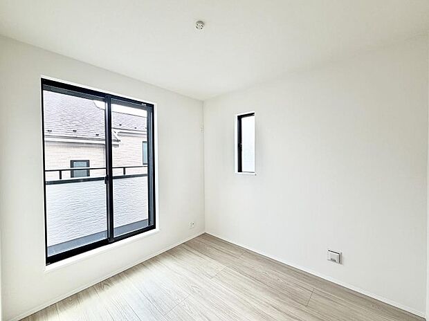 ■窓の配置や通気性の良い設計で部屋の空気がこもらず、常に新鮮な空気が流れます