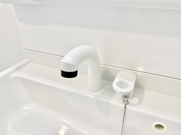 ■手洗いや顔を洗う時も快適に使える便利なシャワー