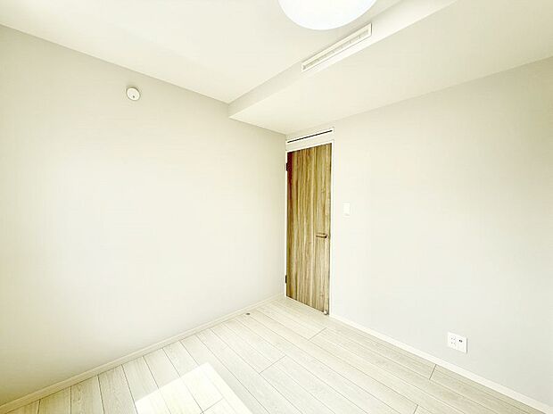 ■落ち着いた色合いのお部屋で穏やかな時間を楽しめます