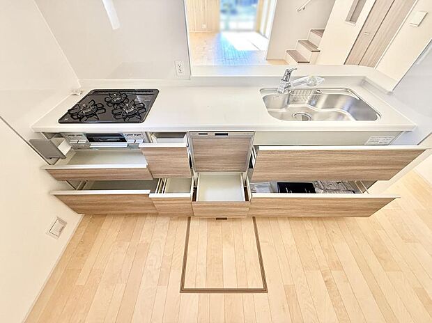 ■家族の絆を深める、温もりのあるキッチン