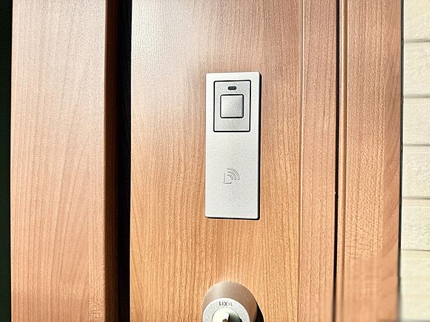 ■鍵を取り出さずに便利に操作できて快適