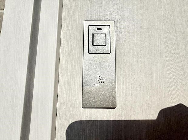 ■鍵を取り出さずに便利に操作できて快適