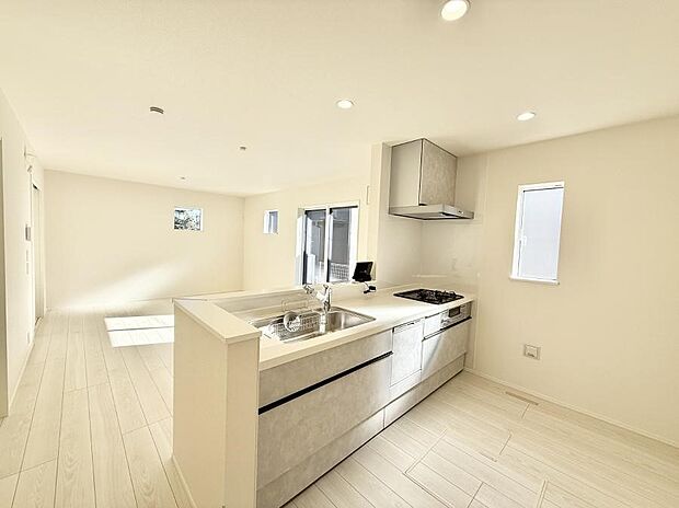 ■家族の絆を深める、温もりのあるキッチン