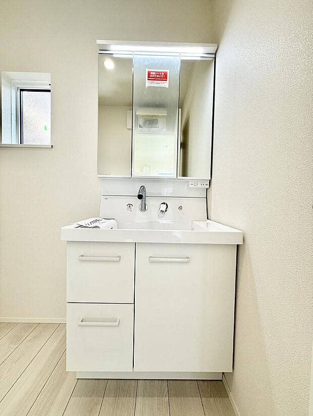 ■朝の準備がスムーズにできる広さです