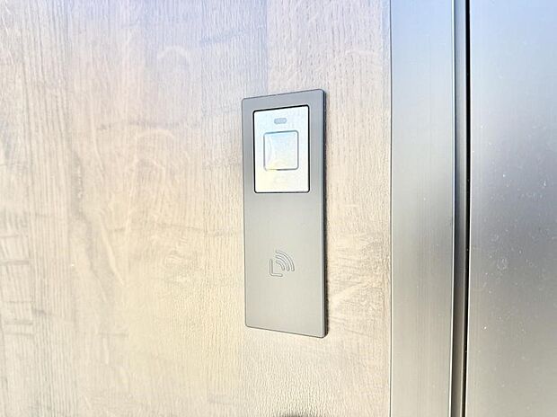 ■鍵を取り出さずに便利に操作できて快適