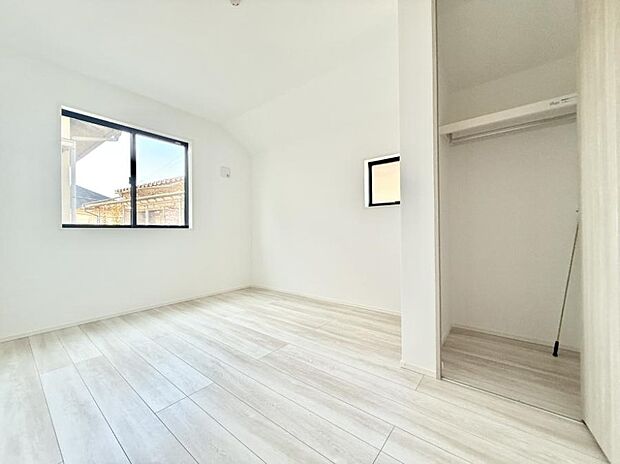 ■窓の配置や通気性の良い設計で部屋の空気がこもらず、常に新鮮な空気が流れます