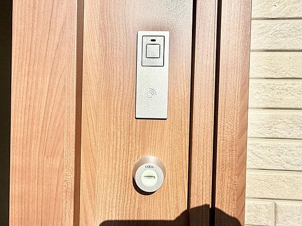 ■鍵を取り出さずに便利に操作できて快適