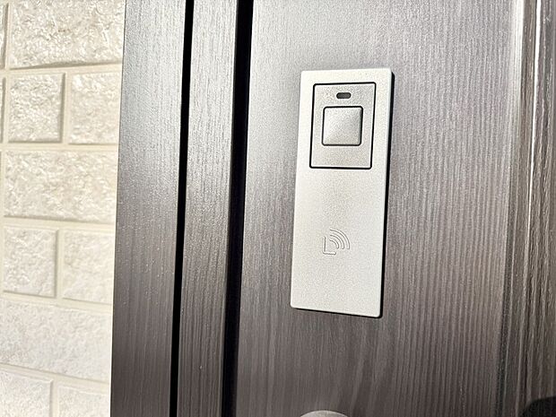 ■鍵を取り出さずに便利に操作できて快適