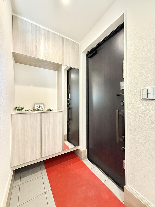 ■ シンプルで美しく、快適な暮らしの入り口