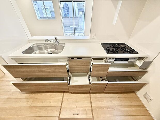 ■家族の絆を深める、温もりのあるキッチン