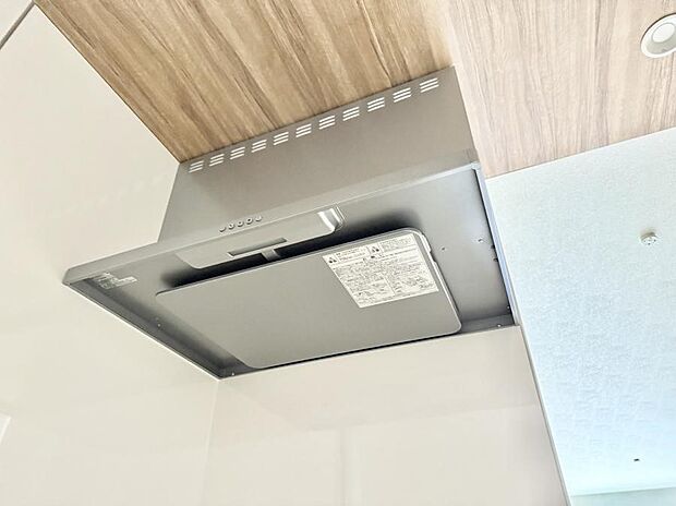 ■調理時の蒸気や匂いが換気扇に誘導され、効率的に排煙ができます。