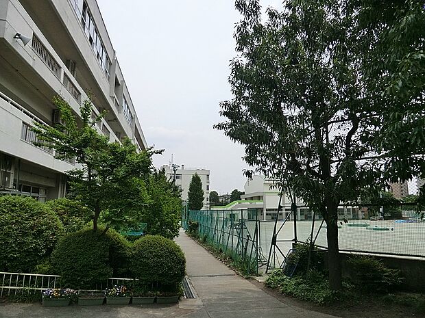 中学校 730m 国分寺市立第二中学校