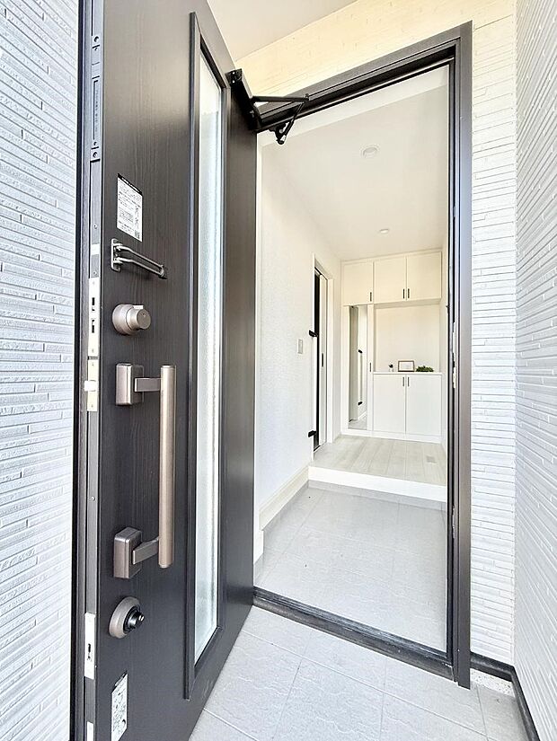 ■玄関はお家の顔！おしゃれな玄関でお客様をお迎え！