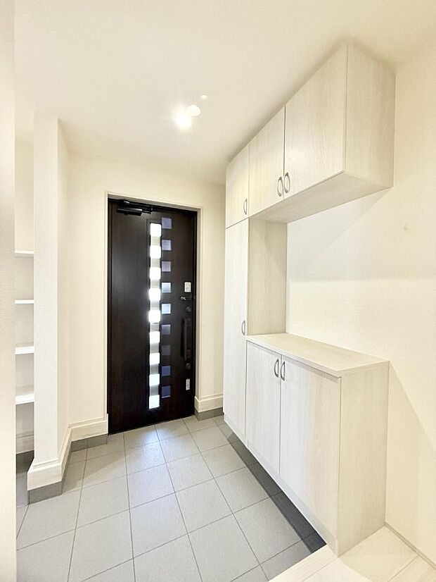 ■ ここから始まる一日、すっきり整った玄関