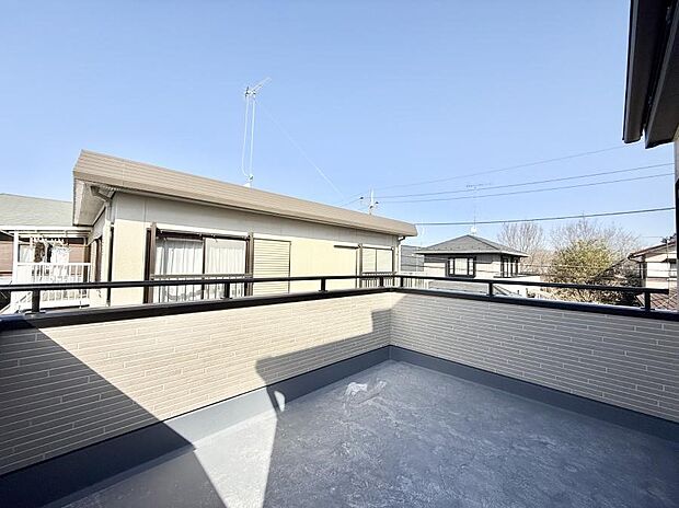 ■ 季節の移ろいを感じられる開放的な空間です