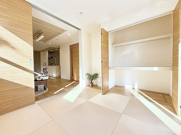 ■落ち着いた色合いのお部屋で穏やかな時間を楽しめます